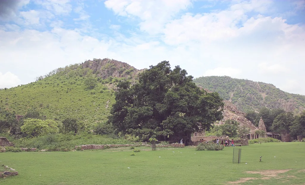 Bhangarh Fort in Rajasthan, India — India's most haunted place