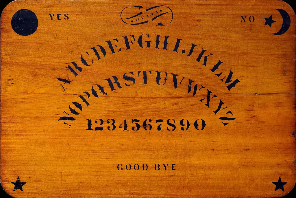 Original Ouija board history — an 1890s Kennard talking board